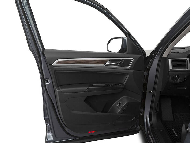 Volkswagen Teramont 1st (7L) Generation Interior 