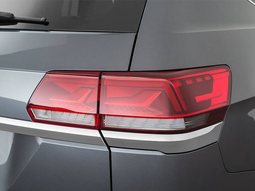 Volkswagen Teramont 1st (7L) Generation Exterior 