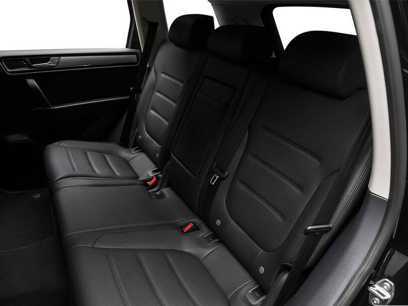  فولكس واجن طوارق الجيل الثاني (7P) الداخلية 