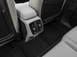 Volvo XC40 Interior 