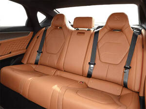 بي واي دي هان الداخلية Second Row