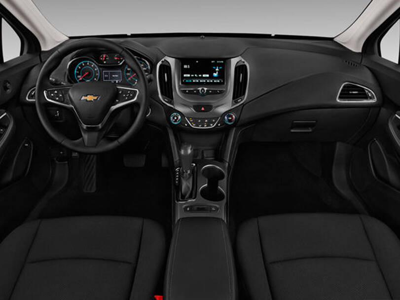 شيفروليه كروز الداخلية 