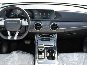 Forthing T5 Evo Interior 