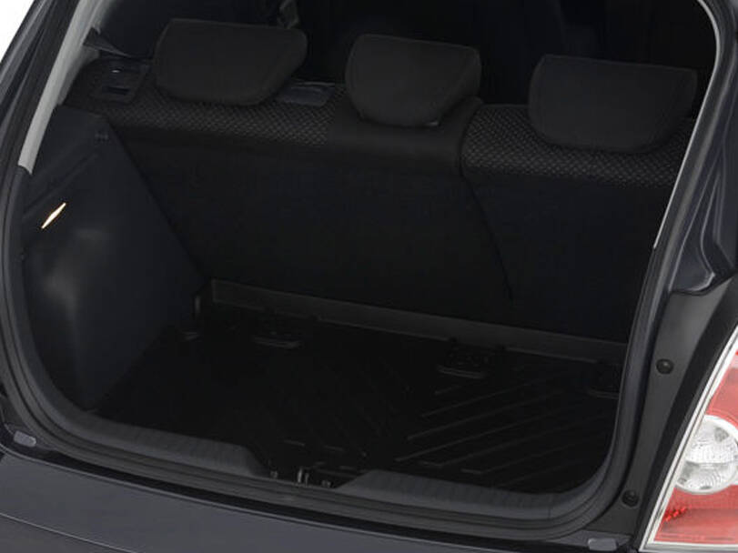 هيونداي أكسنت الجيل الثالث صور داخلية وخارجية Image-12