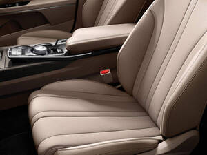 كيا K8 الداخلية 