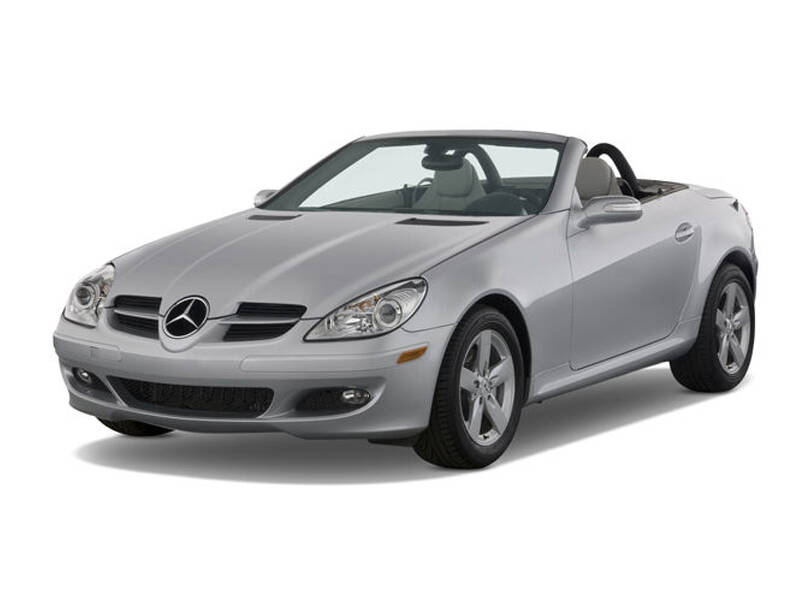 Mercedes Benz SLK Class 2nd (R171) Generation Pictures: Explore 21 Images of Interior and Exterior Image-12