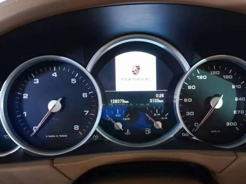 Porsche Cayenne Interior 