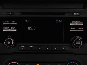 نيسان تيتان الداخلية 