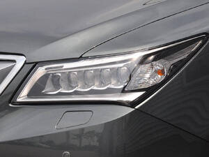 أكورا إم دي إكس الخارجية 