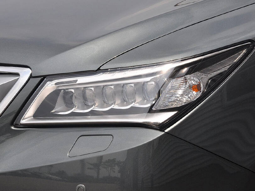 أكورا إم دي إكس الخارجية 