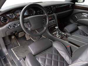 بينتلي بروك لاندز الداخلية 