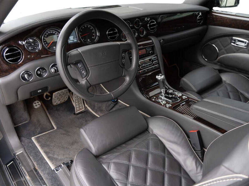 بينتلي بروك لاندز الداخلية 