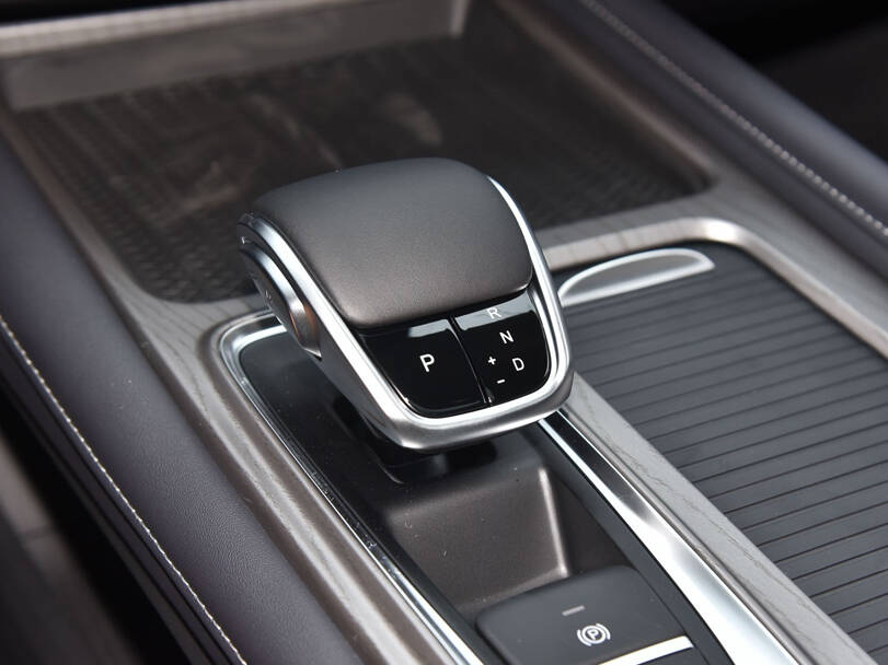 شيري أريزو 8 2026 الداخلية 