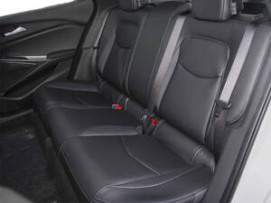 Chevrolet Menlo Interior 