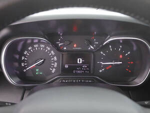 ستروين C3 إيركروس الداخلية 