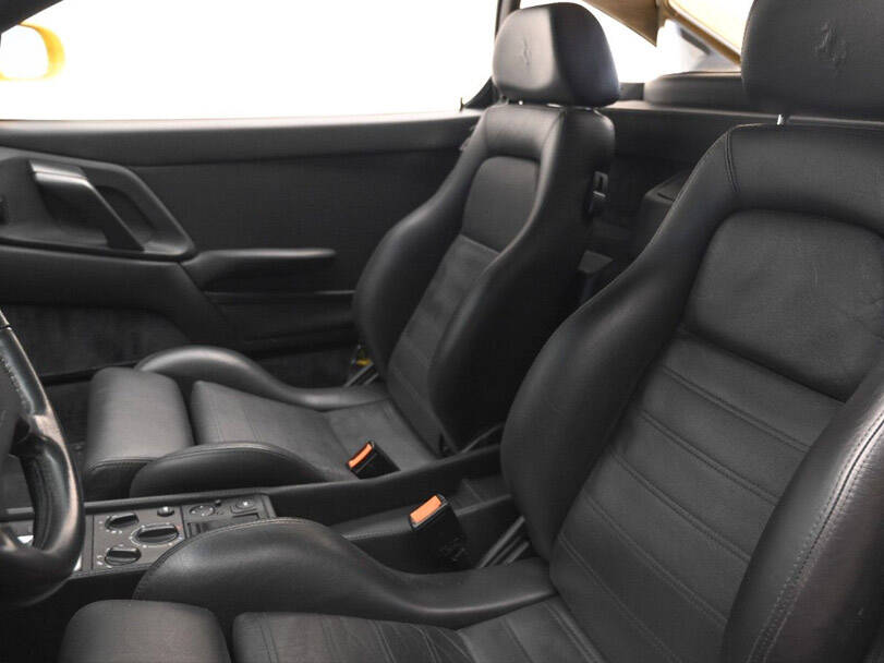 فيراري F355 الداخلية 