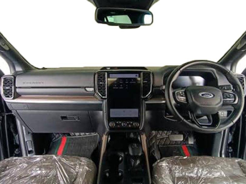 Ford Everest 2025 Interior 