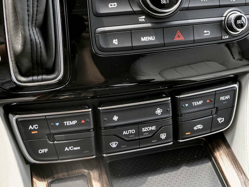 جي إيه سي GN8 الداخلية 