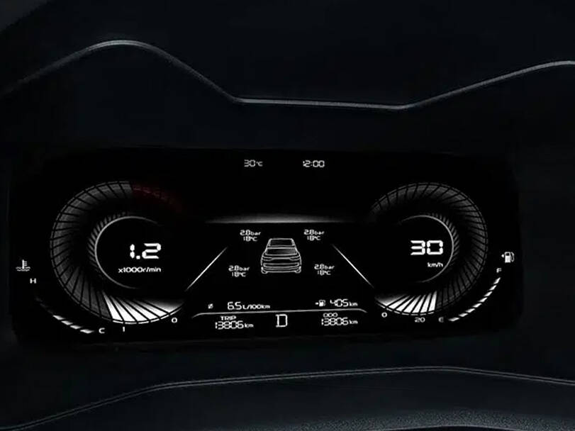 جيلي EC7 2025 الداخلية 