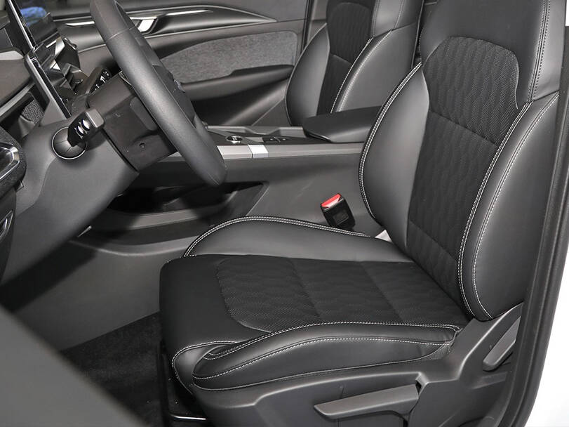 Geely Geometry C 2026 Interior 