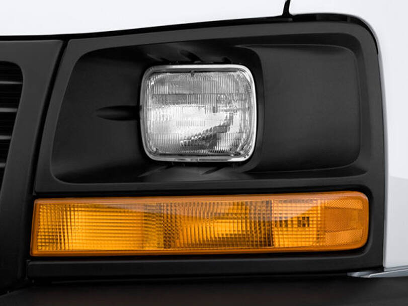 GMC Savana 2025 Exterior 