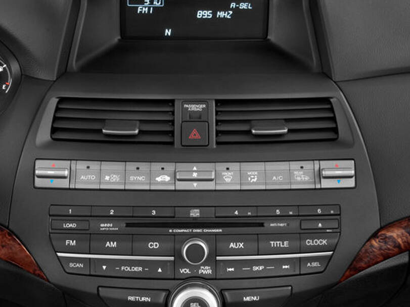 Honda Crosstour Interior 