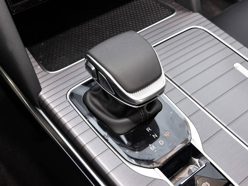 Hongqi HS7 2025 Interior 