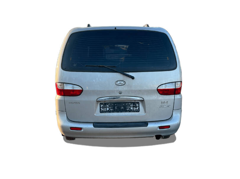 Hyundai H-1 Starex Exterior 
