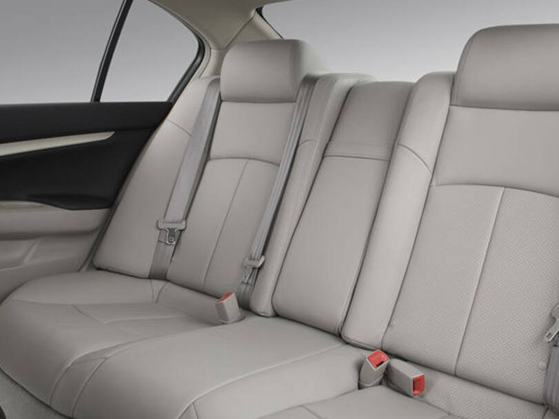 Infiniti G25 Interior 