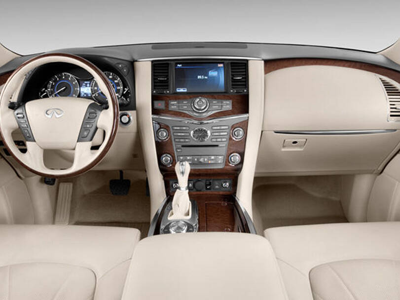 Infiniti QX56 Interior 