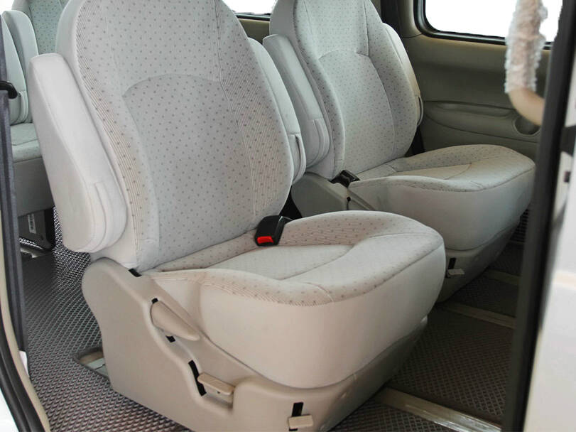 جاك ريفاين M5 الجيل الأول الداخلية 