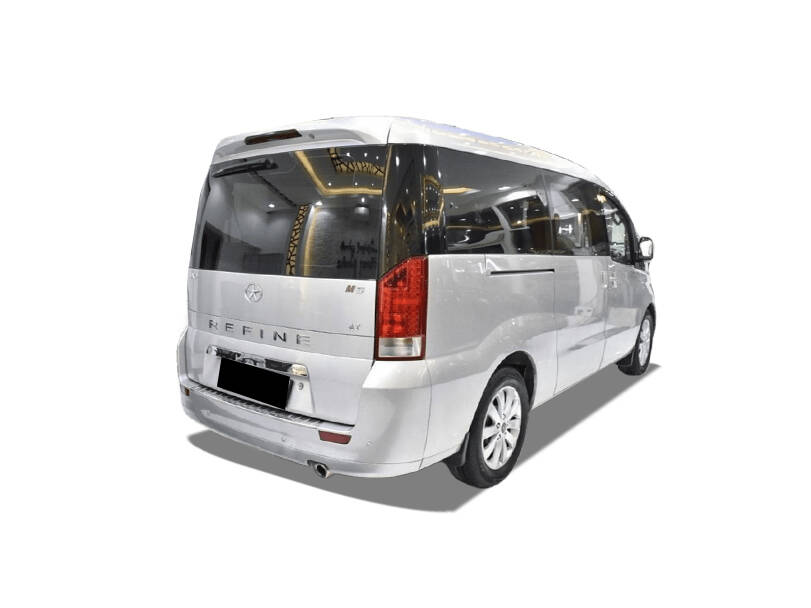 جاك ريفاين M5 الخارجية 