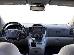 Kia Grand Carnival Interior 