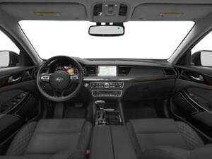 Kia K7 Interior 