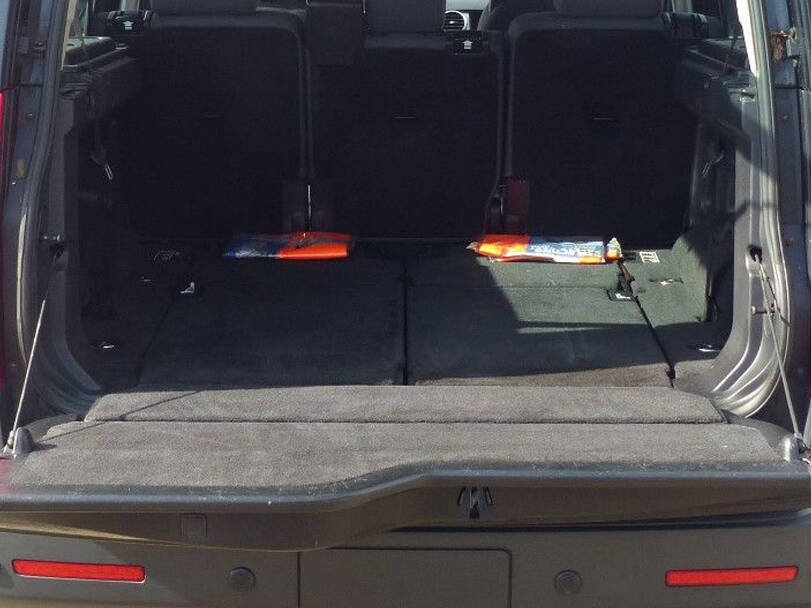 Land Rover LR3 Exterior 