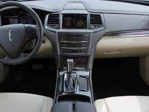 Lincoln MKS Interior 