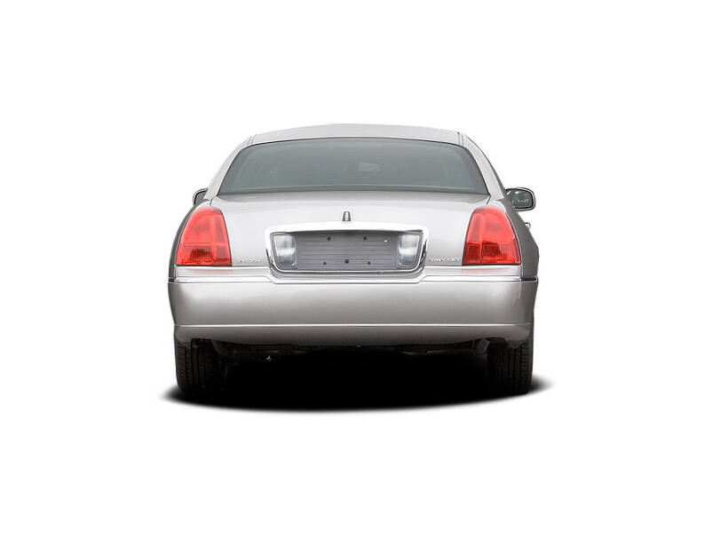 Lincoln Town Car Exterior 