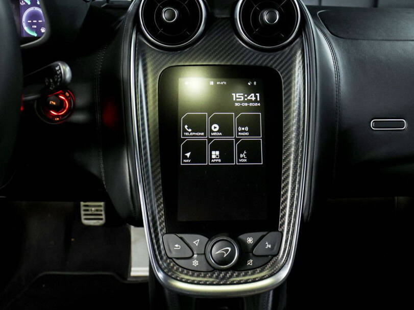 McLaren 570S Spider Interior 