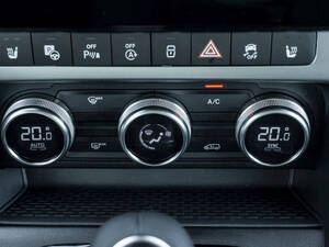 مرسيدس بنز T Class الداخلية 