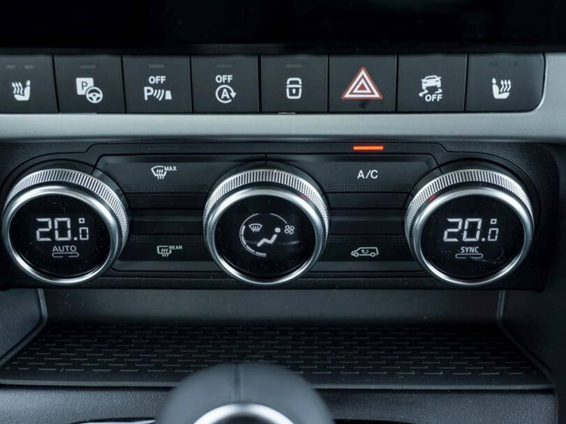 مرسيدس بنز T Class الداخلية 