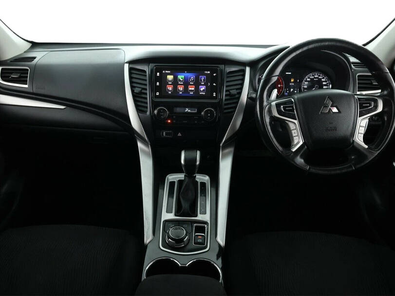 Mitsubishi Pajero Sport 2025 Interior 