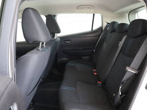 نيسان ليف الداخلية 