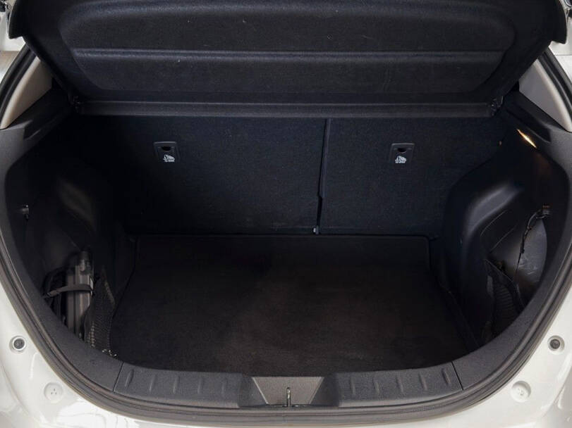 Nissan Leaf Exterior 