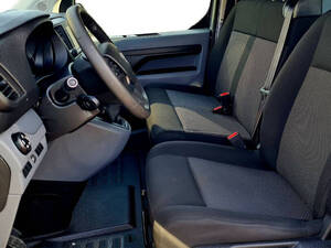 Opel Vivaro Interior 