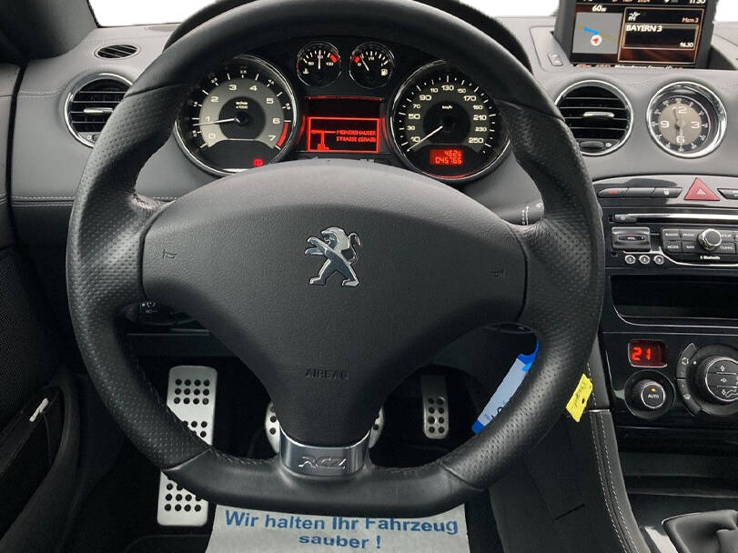 Peugeot RCZ Interior 