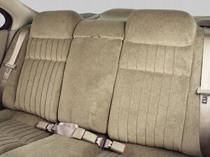 بونتياك جراند بريكس الداخلية 