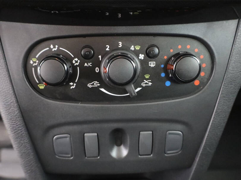 Renault Logan 2nd (L52) Generation Interior 