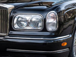 Rolls Royce Corniche Exterior 