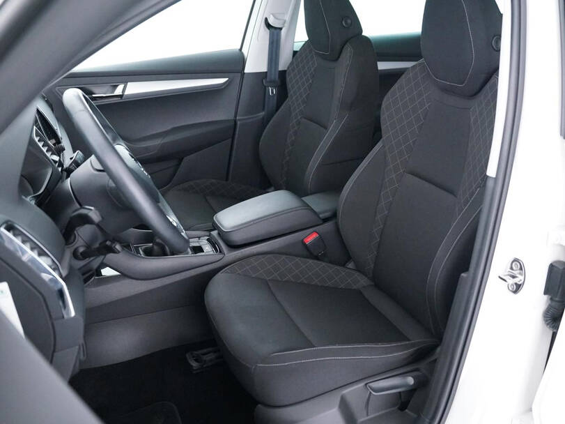 شكودا كاروك 2026 الداخلية 