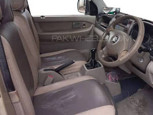 سوزوكي APV الداخلية 